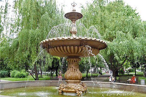 Комиссия Киевсовета рекомендовала переименовать сквер Чкалова в честь Богдана Ступки