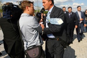 Или журналисты, или глашатаи