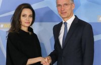 Анджелина Джоли посетила штаб-квартиру НАТО в Брюсселе