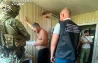 Чотири особи отримали підозри у вимаганні $20 тис. за переведення військовослужбовця у тил 