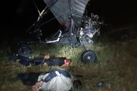 В Словакии задержали двух украинцев, которые на дельтаплане переправляли нелегалов через границу