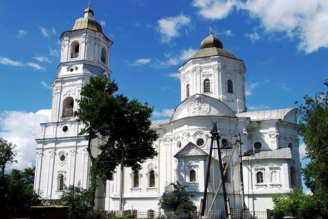 У 82-летнего священника в Сумской области украли 23,5 тыс. долларов