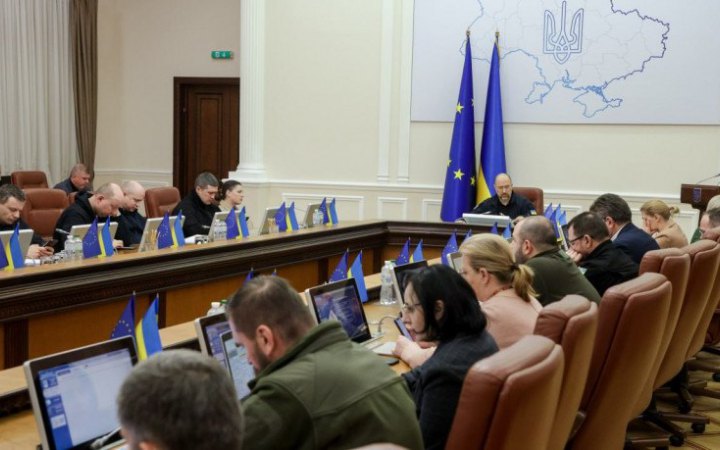 Кабмін затвердив методологію використання мов нацменшин (доповнено)