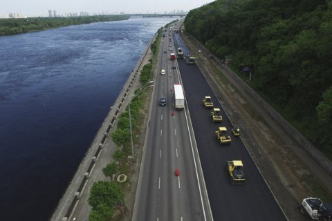 "Укравтодор" не планирует останавливать дорожные работы из-за карантина