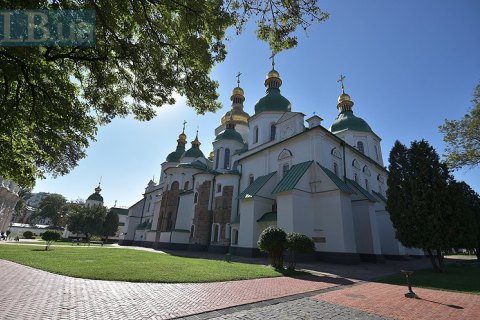 Стіни Софійського собору осушать за допомогою швейцарської технології 