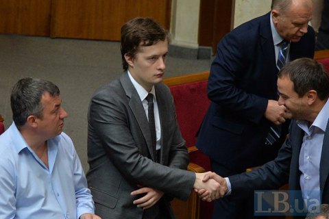 Порошенко подарил сыну миллион гривен и часть дома в Козине