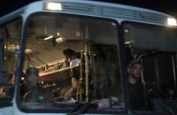 З Азовсталі виїхали автобуси з українськими бійцями, - Reuters 