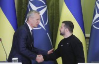 Зеленський і Столтенберг визначили першочергові кроки для розблокування "зернового коридору"