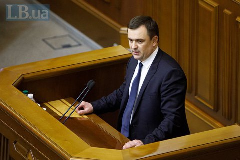 Голова Рахункової палати задекларував 400 тис. гривень доходів і $300 тис. готівкою