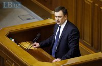 Глава Счетной палаты задекларировал 400 тыс. гривен доходов и $300 тыс. наличными