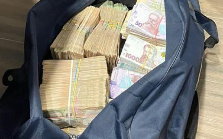 ​Поліція викрила нелегальний нафтопереробний завод на Дніпропетровщині 