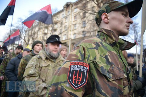 "Правый сектор" отвел свои подразделения из зоны АТО