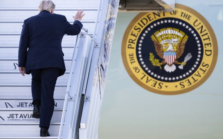 У США журналісти New York Times отримали повістки до суду через статті про Air Force One