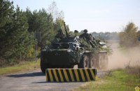 ​Росіяни почали перекидати в Білорусі техніку з мобілізованими ближче до кордону з Україною, - Беларускі Гаюн