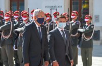 У межах візиту Зеленського до Відня Україна і Австрія підписали два меморандуми та угоду