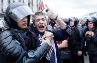 Российская полиция задержала более 130 сторонников Навального