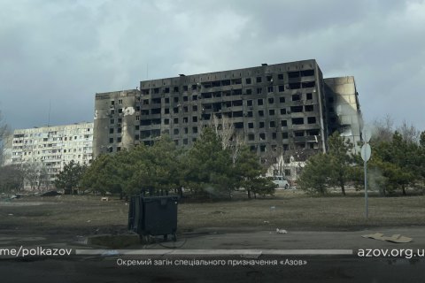 Россия сбрасывает на Мариуполь в среднем 50-100 авиабомб в сутки, - городской совет