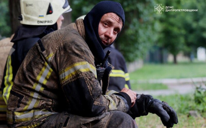 Росіяни за день понад 50 разів атакували Дніпропетровщину: є загибла, 12 поранених