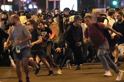 У Білорусі  під час протестів затримали 3 тис. людей 