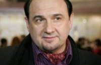 Ющенко уволил своего советника, который пел на съезде Януковича