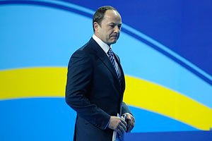 Компаниям Тигипко и Ахметова отказали в лицензиях на агрострахование