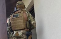 ​СБУ і ДБР затримали трьох зрадників, що працювали в катівні у Херсоні