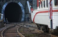 ​Гройсман прогнозирует ввод в эксплуатацию Бескидского тоннеля до конца месяца