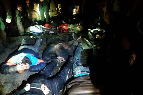 Поліція затримала 40 рейдерів під час спроби захопити агропідприємство у Полтавській області