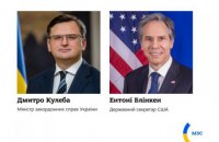Кулеба та Блінкен обговорили заходи стримування Росії від подальшої агресії