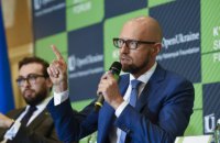 Яценюк: По объему расходов на оборону относительно ВВП Украина уже может быть членом НАТО