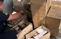 На Закарпатті викрили спробу контрабанди 52 кг брендових парфумів на 500 тисяч гривень