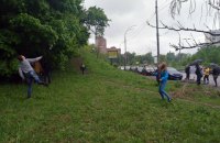 Государственная профильная инспекция остановила скандальную стройку на Протасовом Яру