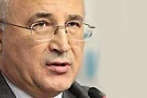 УНП раскритиковала Кабмин за идею покупать молоковозы в Японии