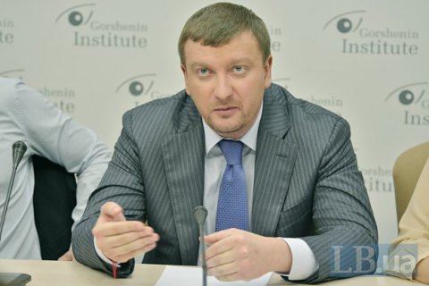 Петренко предупредил, что суды между Украиной и Россией затянутся на годы