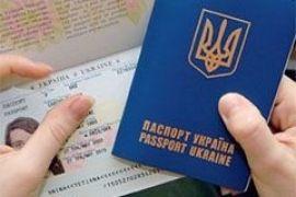 Ситауция с загранпаспортами накаляется