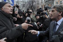 Ющенко наорал на 60-ти летнего мужчину