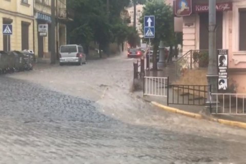 В Черновцах за три дня выпала полумесячная норма осадков
