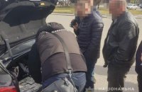 В Днепре на взятке в 5 тыс. долларов задержали мэра райцентра Верховцево