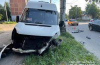 ​В Запорожье в ДТП с маршруткой и автомобилем пострадали 13 человек