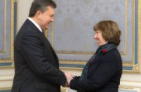 ​Янукович проводит очередную встречу с Эштон