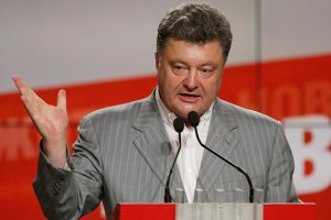 Обама и Меркель поздравили Порошенко с победой на выборах