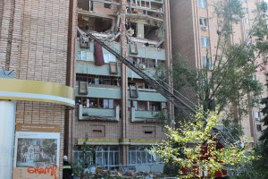 Названа предварительная причина взрыва многоэтажки в Луганске