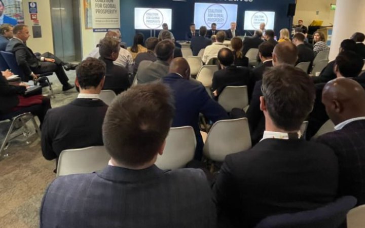 Порошенко на Конференції Консервативної партії Великої Британії закликав цивілізований світ ізолювати Путіна