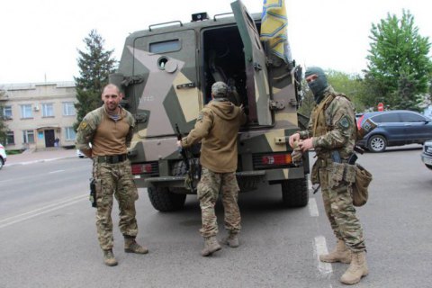 В Одессу перебросили полк "Азов"