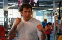 Емельяненко избил пенсионера в кафе