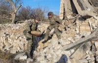 У школі на Херсонщині поліцейські знайшли нерозірвані касетні боєприпаси