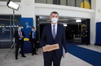 Чеський прем'єр попросив країни ЄС вислати хоч по одному російському дипломату