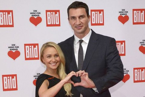 Владимир Кличко выставил на продажу шикарный особняк, где жил с семьей