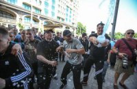 Британский посол удивлен, что милиция не вступилась за избиваемых журналистов