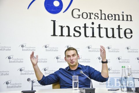Железняк: "Роспуска Рады осенью не будет, однако отставка правительства Шмыгаля вероятна"
